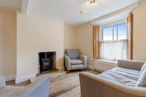 A05 - 90 Church Street Kingsbridge - 260605.jpg