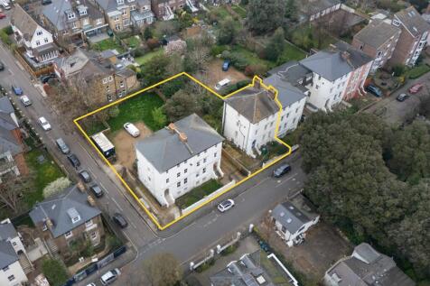 31 - 35 Lower Teddington Road, Kingston upon Thames, London KT1 4HQ