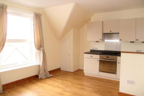 Open Plan Living/Kitchen &amp; Dining