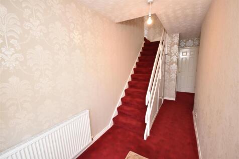 Colliery Green Drive, Little Neston photo 3