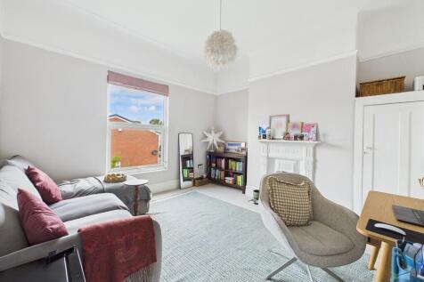 CAM03111G0-PR0330...