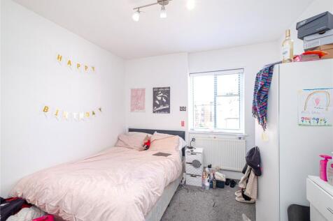 Oakfield Court, Haslemere Road, Crouch End, London, N8 photo 4
