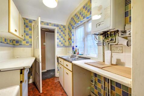 Kitchen_2.jpeg