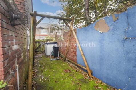 Rear garden view 4