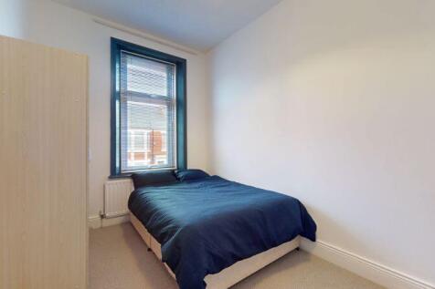 Warton Terrace, Heaton, Newcastle Upon Tyne photo 5