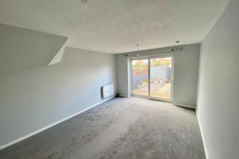 Elsdon Close, Whitwick, LE67 photo 4