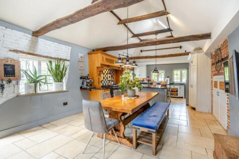 Kitchen/Breakfast Rm