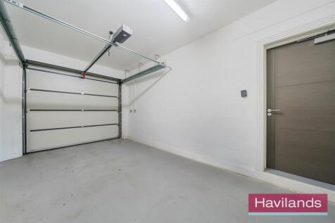 Wellston Crescent-9.jpg