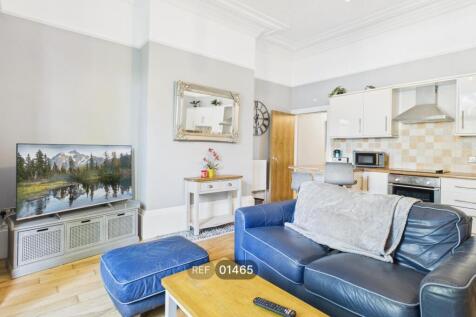 Kitchen / Living area