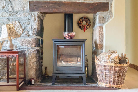 1334569-13-689dd78786d75