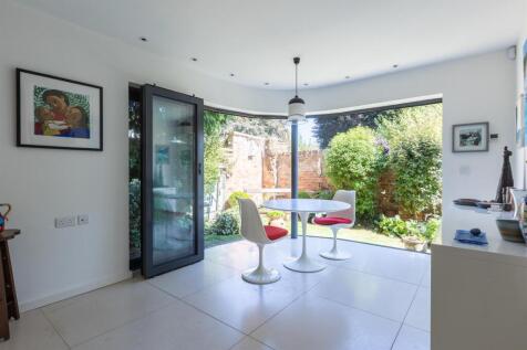 Breakfast Room-6.jpg