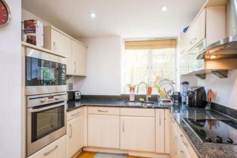 Arcadian Place, London, SW18 photo 3