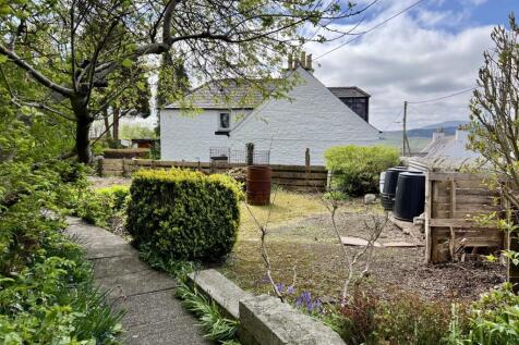 Kirkmulloch, 1 Wayside, Dalry - Williamson and Hen