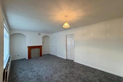 Windsor Drive, Wallsend.  NE28 0PG photo 2