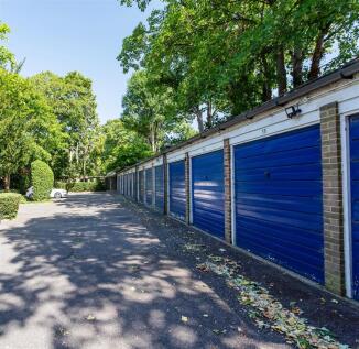 flat-worcester-road-sutton-103.jpg