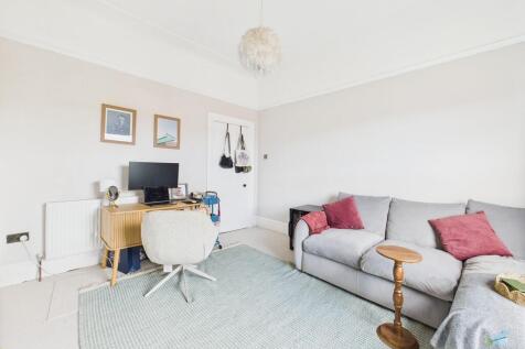 CAM03111G0-PR0330...