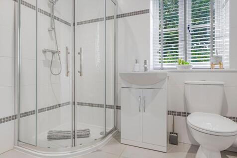 Jack &amp; Jill Bathroom