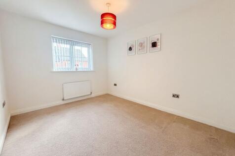 Blue Wood Avenue, Coventry, CV3 photo 5
