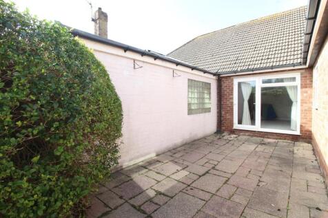 Filey Rd, Rear garden 1.JPG
