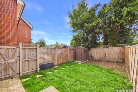 Wayside, Winnersh, Wokingham, Berkshire, RG41 photo 4