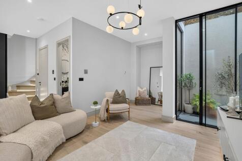 FulhamPalaceRoad408-56.jpg