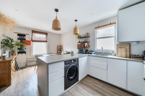 Click to visit Rightmove listing