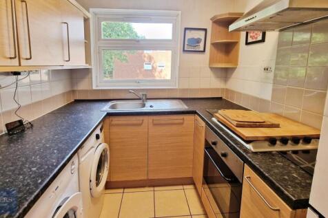 Kitchen 1