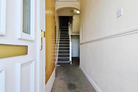 COMMUNAL ENTRANCE HA