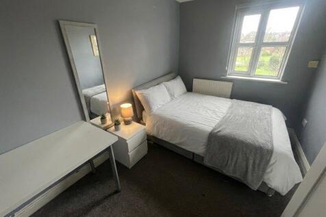 1-bed house on Room 5, £525/mo