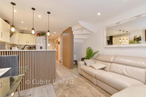 Lounge/Kitchen