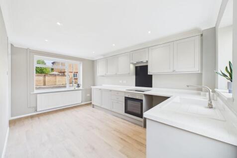 Kitchen / Breakfast Room