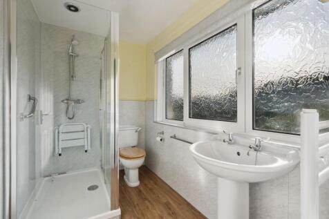 3 bed, 1 bath Semi-Detached in Cardiff - Photo 9