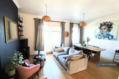 Living / Sitting Room