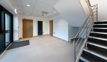 696 Stirling Road 7.jpg