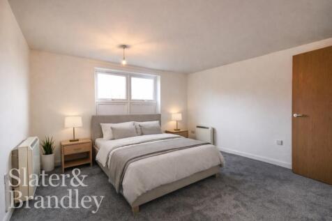 5 Chardlace - Bedroom