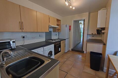 Miskin Street , Cathays , Cardiff photo 4