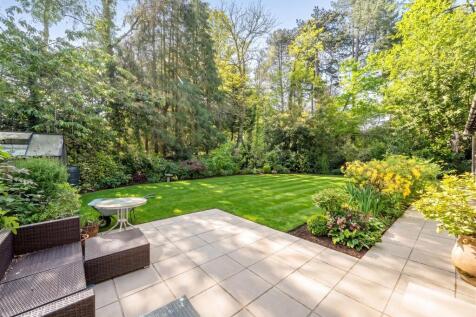 Patio - 1 v2.jpg