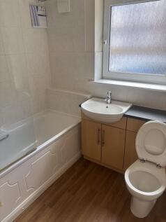Dyffryn Court, NP11 photo 4