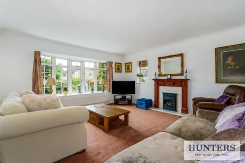 98290_2-Renton-Lea-Guiseley  (7) - Copy_low.jpg