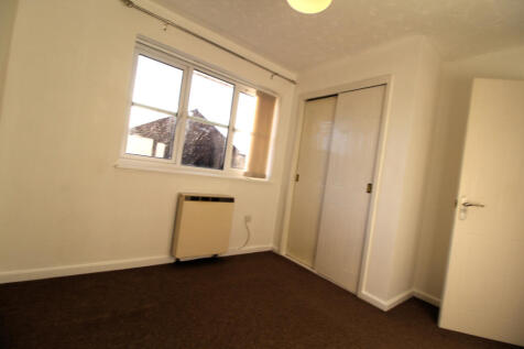 Langer Close, BURTON-ON-TRENT, DE14 3HW photo 5