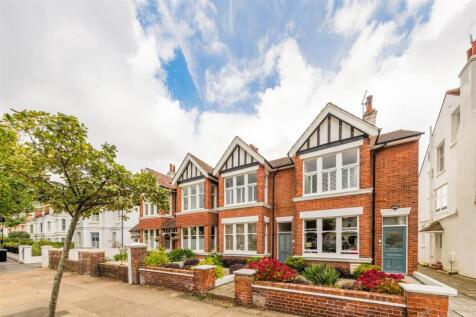 Flat 1, 76 Walsingham Road-17.jpg