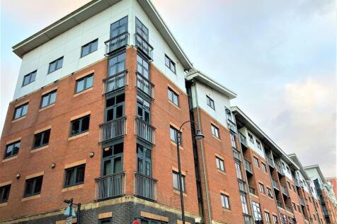 ***DEPOSIT ALTERNATIVE OPTION AVAILABLE*** A one bedroom apartment located in The Rope Works development and accessible to Deansgate Locks and Deansgate Station. The apartment is in a modern condition