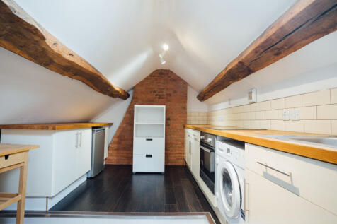 2-bed house on Baxter Gate, Loughborough, £1,517/mo