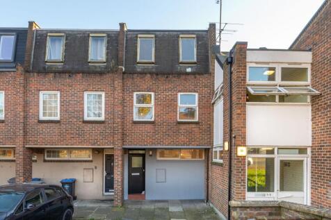 Birchen Grove, Queensbury, London, NW9 photo 4