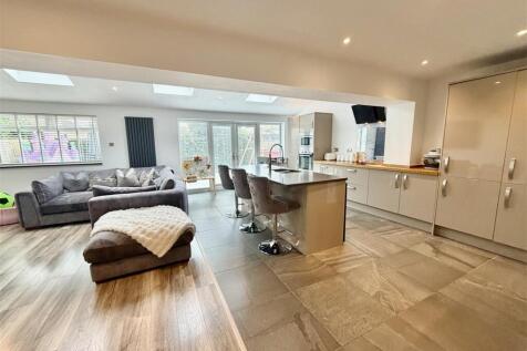 Living Dining Kitchen Space