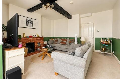 Sitting Room.JPEG