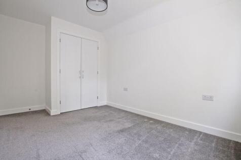 Bedroom Two (2)