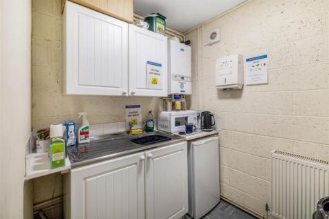 Johnstone Decorating Centre, Nelson Way (Boston)-2