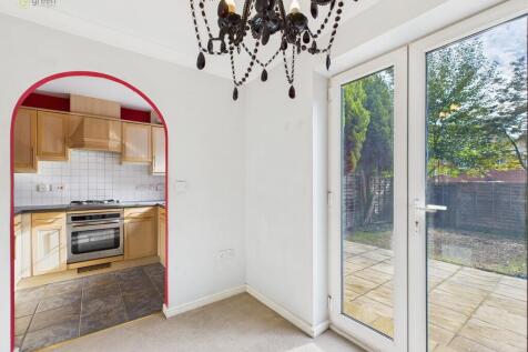 CAM03830G0-PR0222...