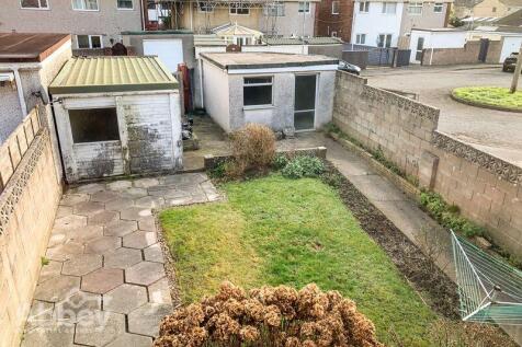 View of the rear garden
